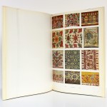 L’Art populaire en Europe Tissus Tapis Broderies, H. Th. Bossert. Éditions Albert Morancé, sans date. Pages intérieures 2.