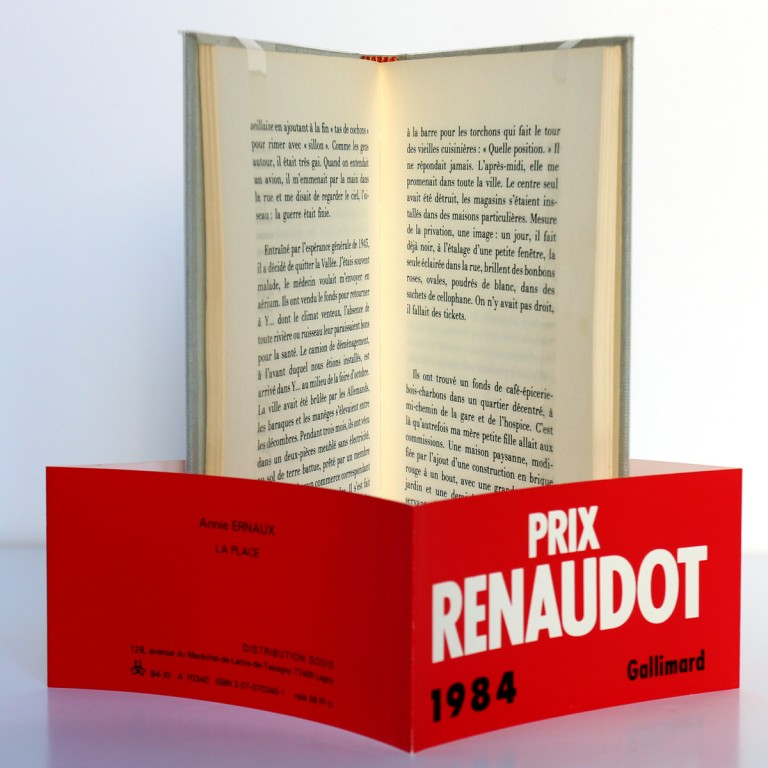 La Place Annie Ernaux Questionnaire De Lecture La Place. Annie Ernaux. - Zooka's Books