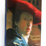 Johannes Vermeer, sous la direction de Arthur K. WHEELOCK Jr. Expositions La Haye et Washington 1995 et 1996. Couverture.