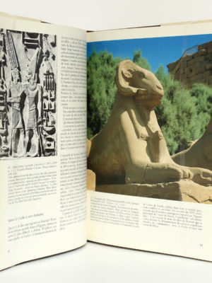 Karnak Résurrection d'un site, Claude TRAUNECKER, Jean-Claude GOLVIN. Payot, 1984. Pages intérieures.