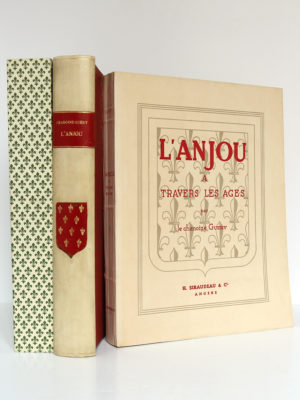 L'Anjou à travers les âges, Chanoine A. Guéry. H. Siraudeau & Cie, 1947. Livre, chemise et étui.