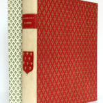 L'Anjou à travers les âges, Chanoine A. Guéry. H. Siraudeau & Cie, 1947. Chemise sur l'étui.