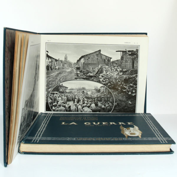 La Guerre. Documents de la section photographique de l'armée. 2 volumes. 1916. Tome second : pages intérieures 1.