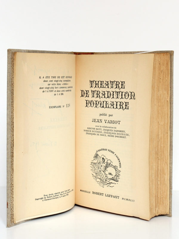 Théâtre de tradition populaire, publié par Jean VARIOT. Robert Laffont, 1942. Page titre et justificatif de tirage.