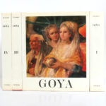 Goya Biographie, Analyse critique, Catalogue des peintures, par José GUDIOL. Couverture volume II et dos des volumes I, III et IV.
