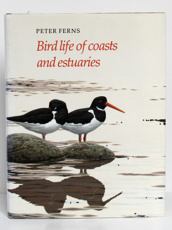 Birds life of coasts and estuaries, Peter Ferns. Cambridge University Press, 1992. Couverture.